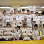 Az újdonsűlt sárga övesek