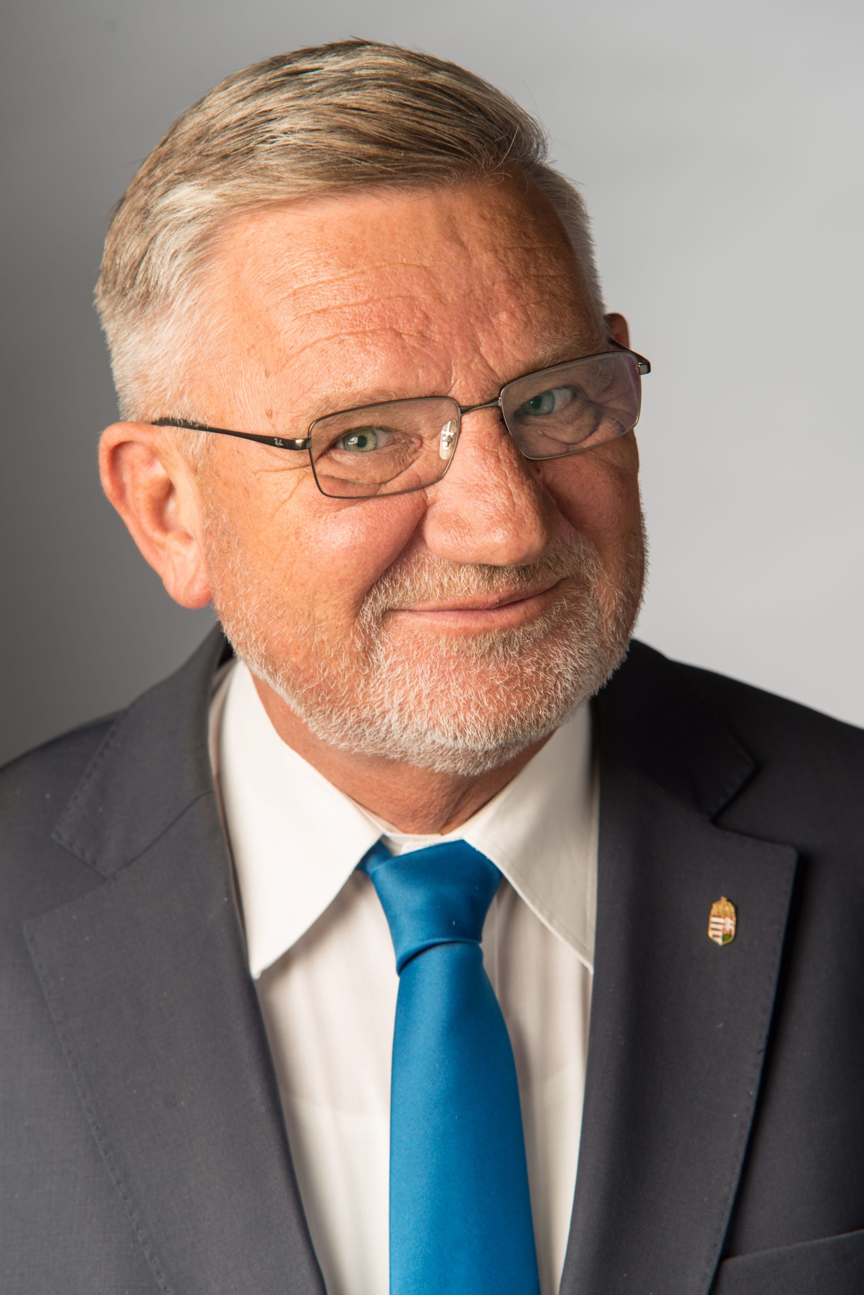 „Az összefogás erejével minden akadály legyőzhető” – Évindító beszélgetés Földi László országgyűlési képviselővel